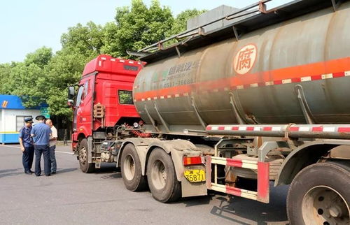 嚴管重罰，湘潭市道路運輸管理處推進隱患清零的集裝箱道路運輸管理方法